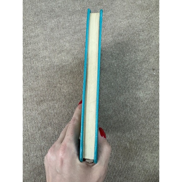 Vintage 1966 The Magic Maker by Joyce Varney Second Printing Hardcover Book - Picture 4 of 9